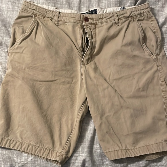Abercrombie & Fitch shorts - Picture 2 of 2